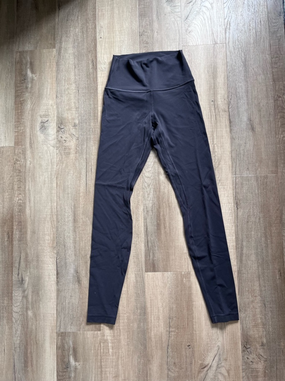 Women’s grey/purple lululemon align Leggings